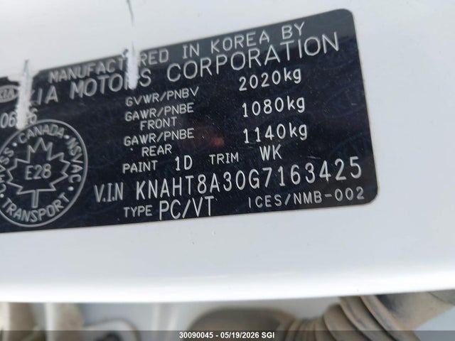 KNAHT8A30G7163425 KIA Rondo