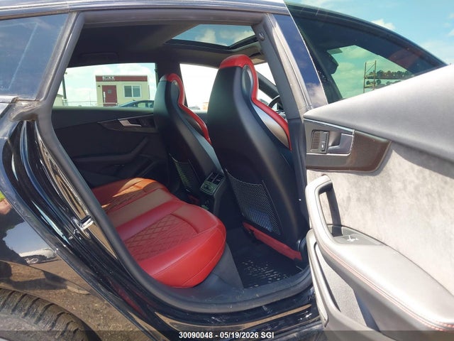 30090048 :رقم المزاد ، WAUC4CF55KA048044 vin ، 2019 Audi S5 Prestige مزاد بيع