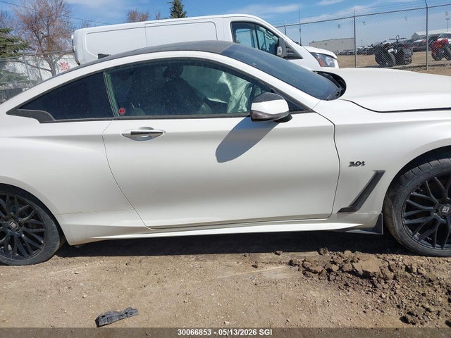 30066853 :رقم المزاد ، JN1EV7EL8HM552713 vin ، 2017 Infiniti Q60 Premium/sport مزاد بيع