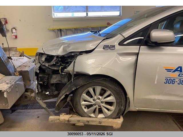 KNDMB5C16H6246976 KIA SEDONA LX