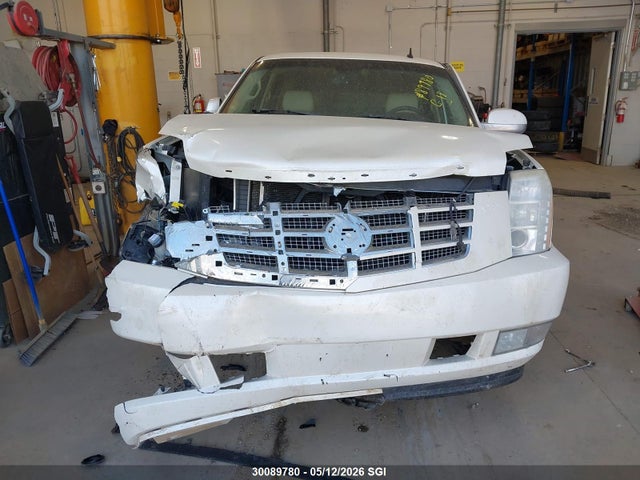 30089780 :رقم المزاد ، 1GYFK63857R387654 vin ، 2007 Cadillac Escalade Luxury مزاد بيع