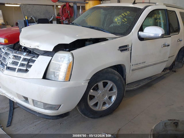30089780 :رقم المزاد ، 1GYFK63857R387654 vin ، 2007 Cadillac Escalade Luxury مزاد بيع