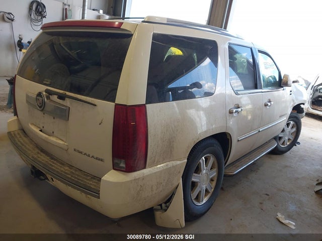30089780 :رقم المزاد ، 1GYFK63857R387654 vin ، 2007 Cadillac Escalade Luxury مزاد بيع