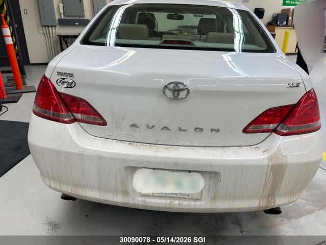 30090078 :رقم المزاد ، 4T1BK36B05U048669 vin ، 2005 Toyota Avalon Xl/xls/touring/limited مزاد بيع