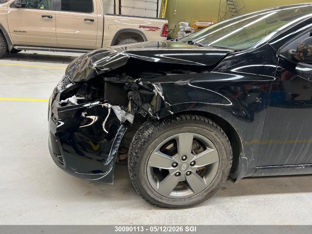 30090113 :رقم المزاد ، KNAFU6A2XB5330636 vin ، 2011 Kia Forte Ex مزاد بيع