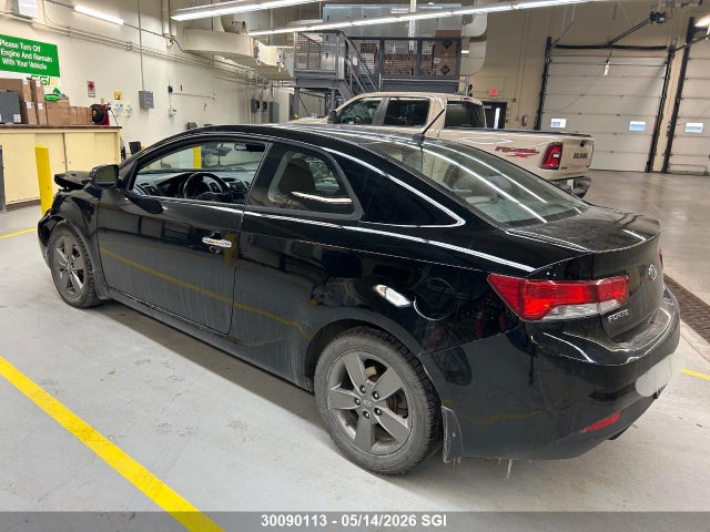 30090113 :رقم المزاد ، KNAFU6A2XB5330636 vin ، 2011 Kia Forte Ex مزاد بيع
