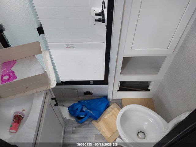 30090135 :رقم المزاد ، 1UJBK0BT0R14S0083 vin ، 2024 Jayco  مزاد بيع