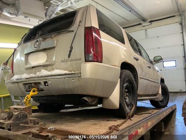 30090176 :رقم المزاد ، 1GYFK638X8R239971 vin ، 2008 Cadillac Escalade Luxury مزاد بيع