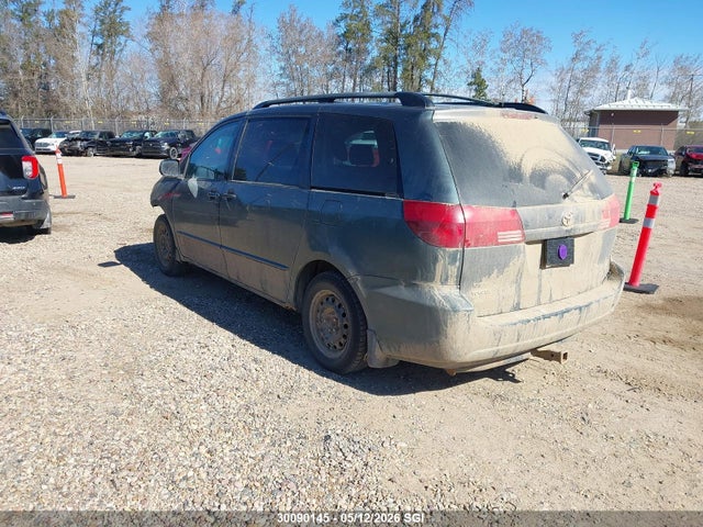 30090145 :رقم المزاد ، 5TDZA23C25S330295 vin ، 2005 Toyota Sienna Ce/le مزاد بيع