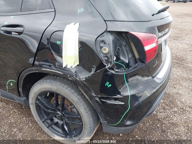 WDCTG4GB9KJ631263 Mercedes-Benz Gla 250 4matic