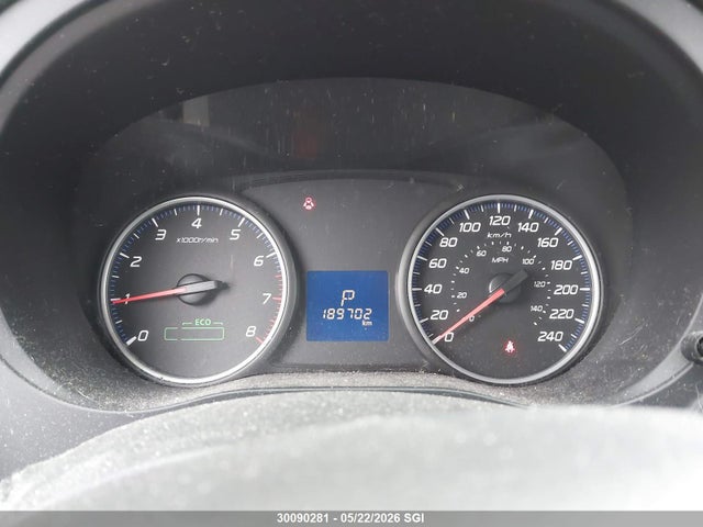 JA4AZ2A34JZ607590 Mitsubishi Outlander Es