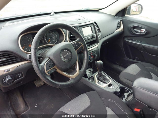 1C4PJLAB7FW737053 Jeep Cherokee Sport