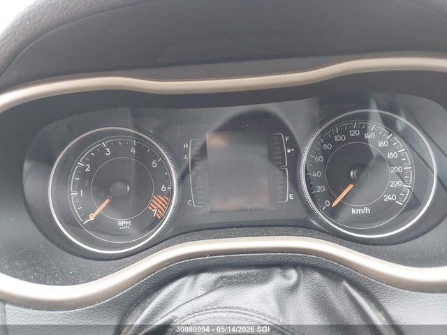 1C4PJLAB7FW737053 Jeep Cherokee Sport