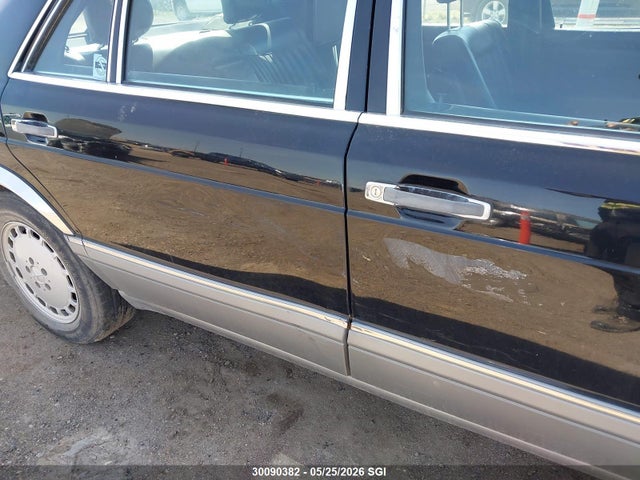30090382 :رقم المزاد ، WDBCA35D9GA226919 vin ، 1986 Mercedes-benz 420 Sel مزاد بيع