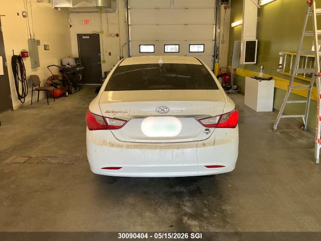2011 Hyundai Sonata Gls მანქანა იყიდება აუქციონზე, vin: 5NPEB4AC2BH020529, აუქციონის ნომერი: 30090404