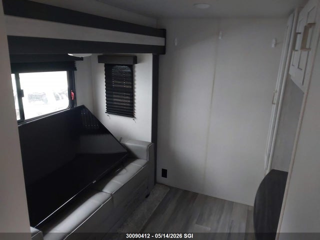 4YDFSTT27N1532394 Keystone 288bhs