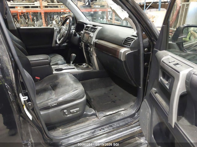 Продажа на аукционе авто 2017 Toyota 4runner Sr5 Prem/ltdl/trail/trd, vin: JTEBU5JR0H5458199, номер лота: 30080251
