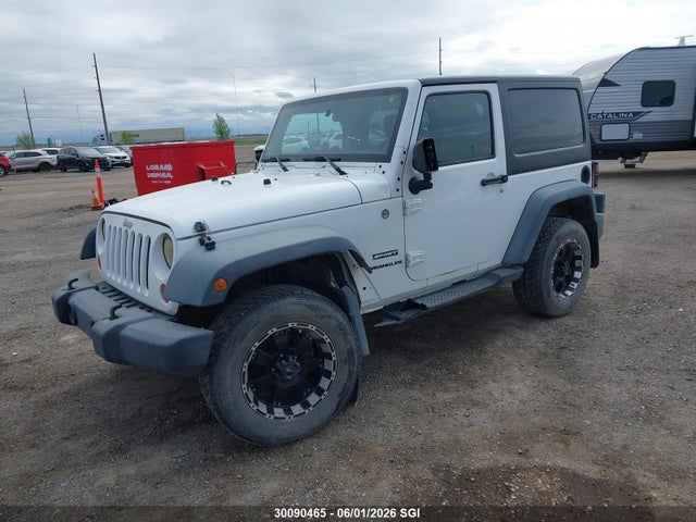 30090465 :رقم المزاد ، 1J4AA2D15BL555313 vin ، 2011 Jeep Wrangler Sport مزاد بيع