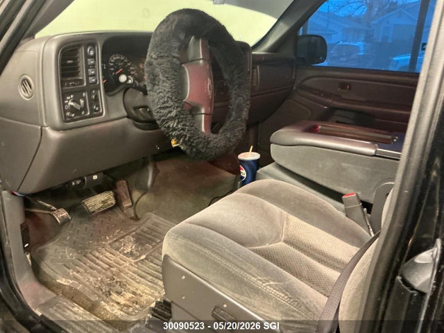 Продажа на аукционе авто 2005 Chevrolet Silverado K1500, vin: 2GCEK19B851163615, номер лота: 30090523