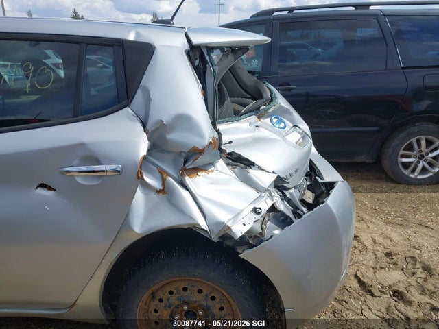 2013 Nissan Leaf S/sv/sl მანქანა იყიდება აუქციონზე, vin: 1N4AZ0CPXDC405831, აუქციონის ნომერი: 30087741