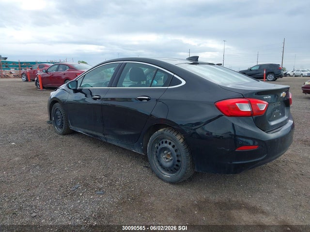 30090565 :رقم المزاد ، 1G1BF5SM3J7116184 vin ، 2018 Chevrolet Cruze Premier مزاد بيع