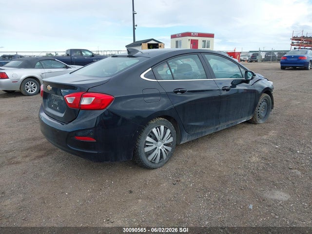 30090565 :رقم المزاد ، 1G1BF5SM3J7116184 vin ، 2018 Chevrolet Cruze Premier مزاد بيع