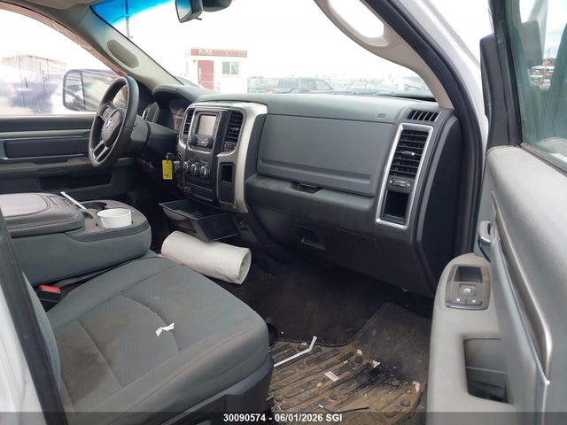 30090574 :رقم المزاد ، 1C6RR7TT8ES320570 vin ، 2014 Ram 1500 Slt مزاد بيع