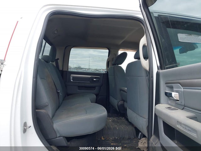 30090574 :رقم المزاد ، 1C6RR7TT8ES320570 vin ، 2014 Ram 1500 Slt مزاد بيع