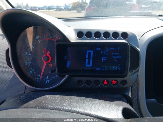 30088671 :رقم المزاد ، 1G1JC6EH9E4176454 vin ، 2014 Chevrolet Sonic Lt مزاد بيع