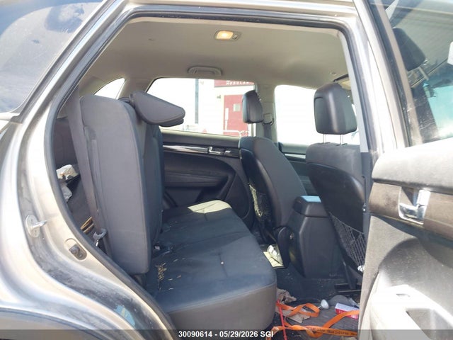 30090614 :رقم المزاد ، 5XYKTCA60CG209340 vin ، 2012 Kia Sorento Lx مزاد بيع