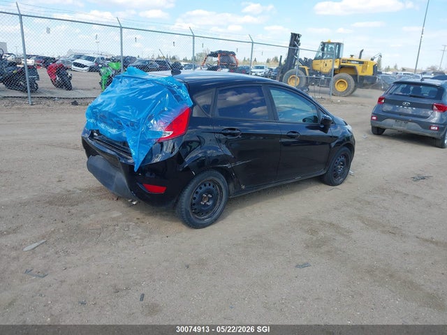 30074913 :رقم المزاد ، 3FADP4EJ5CM103945 vin ، 2012 Ford Fiesta Se مزاد بيع