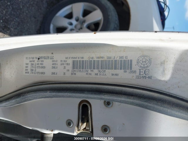 30090711 :رقم المزاد ، 1D3HV13T09J513702 vin ، 2009 Dodge Ram 1500 مزاد بيع