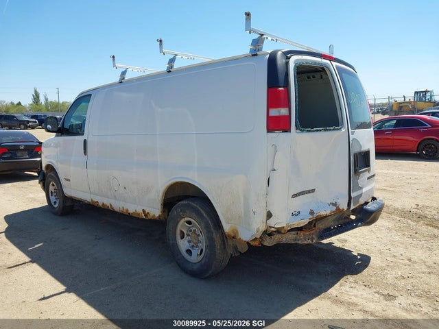 30089925 :رقم المزاد ، 1GCGG25V741108027 vin ، 2004 Chevrolet Express G2500 مزاد بيع