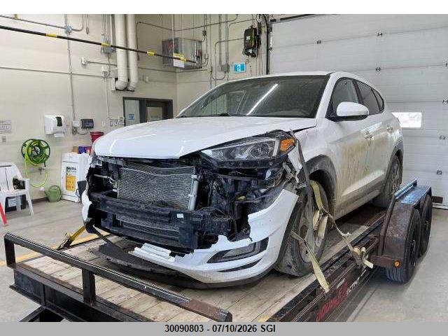 KM8J2CA43KU042977 Hyundai TUCSON SE