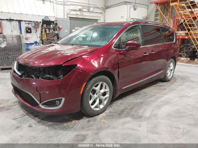 Продаж на аукціоні авто 2018 Chrysler Pacifica Touring L Plus, vin: 2C4RC1EG9JR166759, номер лоту: 30090813