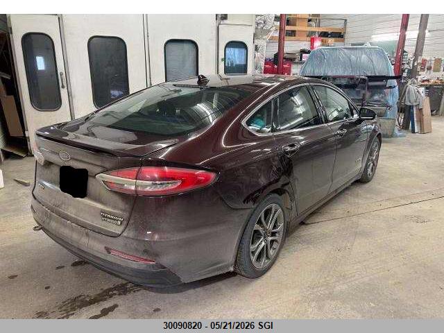 30090820 :رقم المزاد ، 3FA6P0RU6KR227309 vin ، 2019 Ford Fusion Titanium مزاد بيع