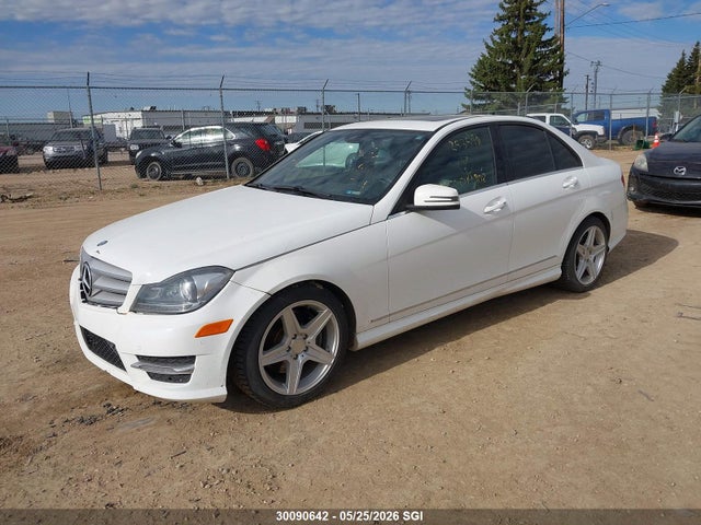 30090642 :رقم المزاد ، WDDGF8ABXEG253598 vin ، 2014 Mercedes-benz C 300 4matic مزاد بيع