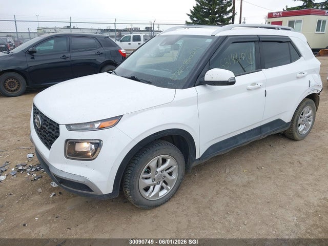 30090749 :رقم المزاد ، KMHRC8A38NU208029 vin ، 2022 Hyundai Venue Sel/limited مزاد بيع