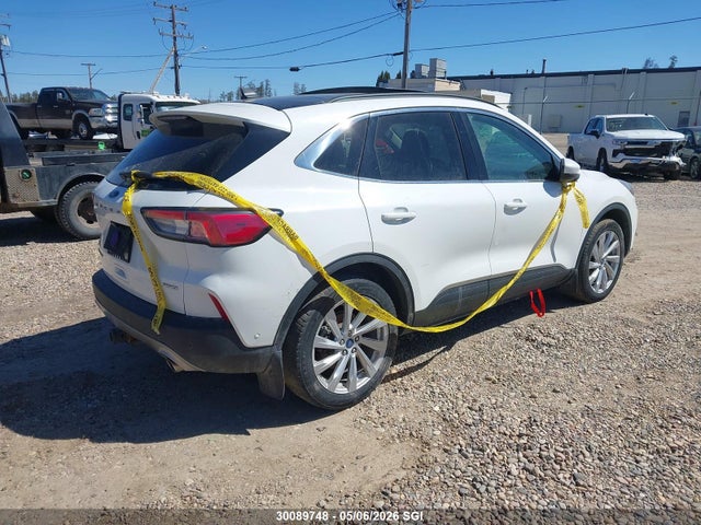 Ford Escape Titanium 2022 1FMCU9J98NUB36438 Image 4