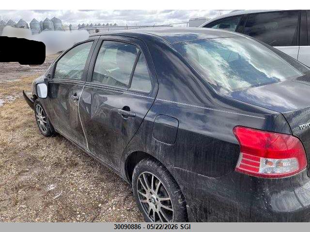 30090886 :رقم المزاد ، JTDBT903871071921 vin ، 2007 Toyota Yaris مزاد بيع