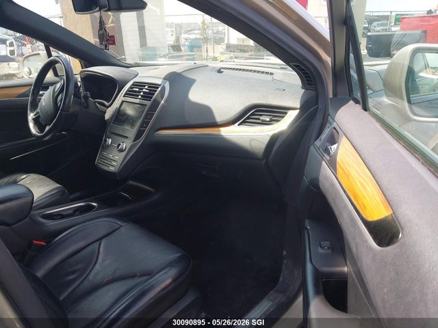 Продаж на аукціоні авто 2015 Lincoln Mkc, vin: 5LMTJ2AH4FUJ05824, номер лоту: 30090895