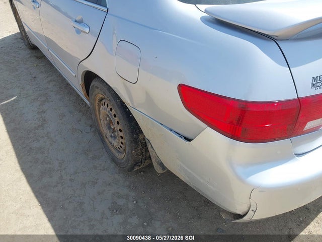 30090438 :رقم المزاد ، 1HGCM56675A811193 vin ، 2005 Honda Accord Ex مزاد بيع