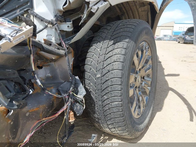 30089924 :رقم المزاد ، 1N6AA1E53JN543405 vin ، 2018 Nissan Titan Sv/sl/pro-4x/plat Res مزاد بيع