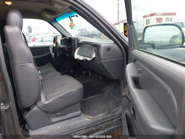 Продажа на аукционе авто 2002 Chevrolet Silverado K1500, vin: 1GCEK14V02E117921, номер лота: 30091069