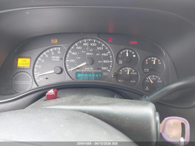 Продажа на аукционе авто 2002 Chevrolet Silverado K1500, vin: 1GCEK14V02E117921, номер лота: 30091069