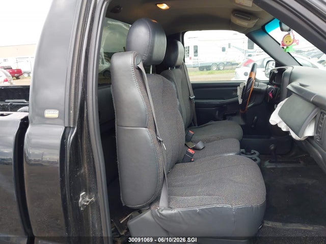 Продажа на аукционе авто 2002 Chevrolet Silverado K1500, vin: 1GCEK14V02E117921, номер лота: 30091069
