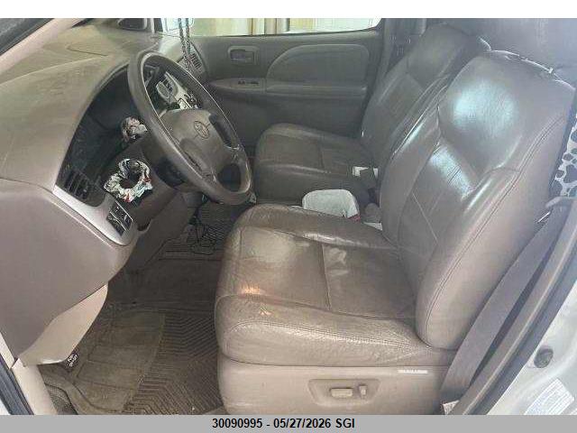 30090995 :رقم المزاد ، 4T3ZF13CX3U539050 vin ، 2003 Toyota Sienna Le/xle مزاد بيع