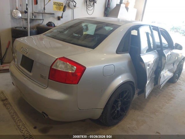 30087830 :رقم المزاد ، WAULC68E84A242121 vin ، 2004 Audi A4 1.8t Quattro مزاد بيع