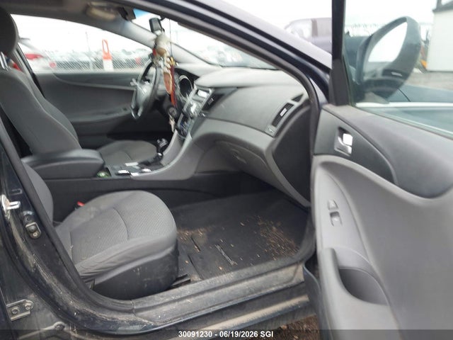 2011 Hyundai Sonata Gls მანქანა იყიდება აუქციონზე, vin: 5NPEB4AC7BH266086, აუქციონის ნომერი: 30091230