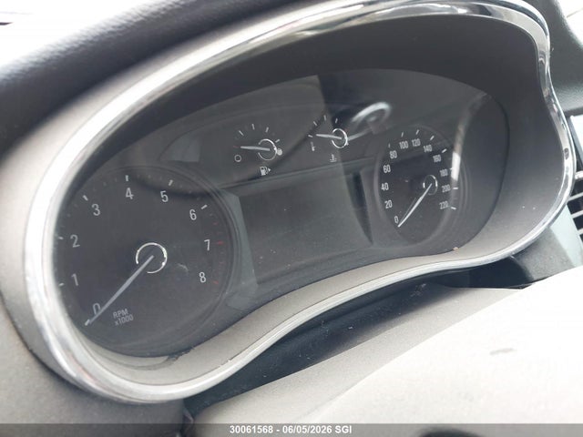 Buick Encore Sport Touring 2018 KL4CJ2SB5JB554686 Image 7